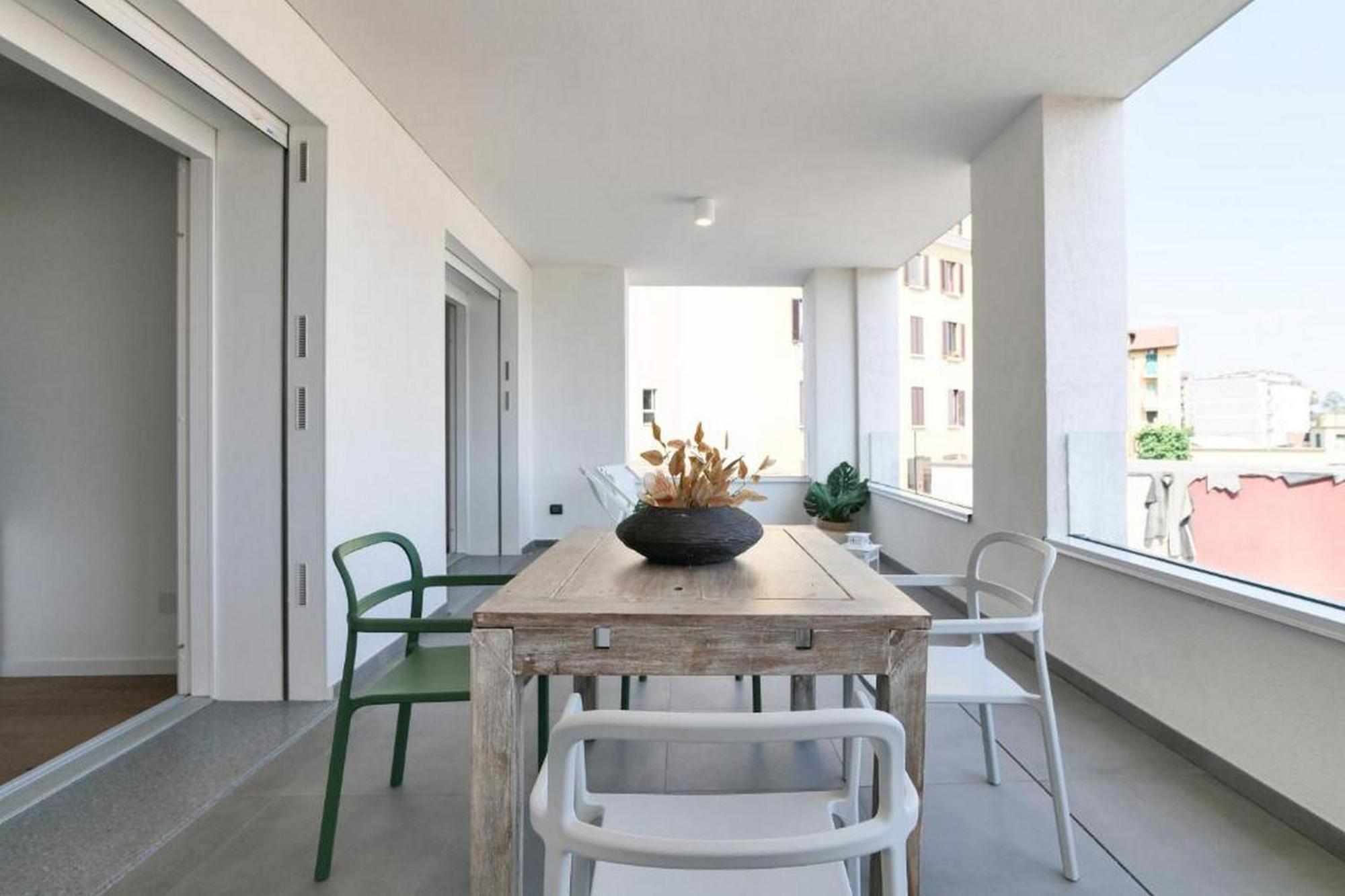 Lovely Terrace Apartment - Porta Romana District Milan Exterior photo